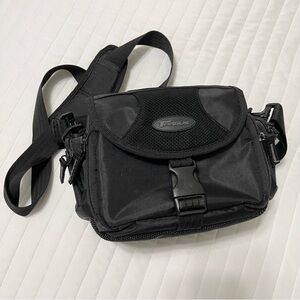 Targus Black Canera Bag Sleek Professional Design